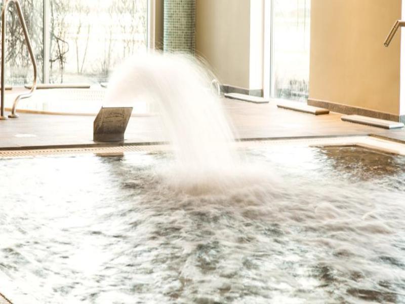 Georg Ots Spa Hotel Kuressaare Kültér fotó