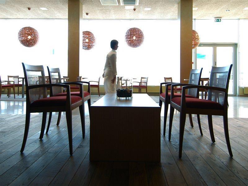 Georg Ots Spa Hotel Kuressaare Kültér fotó