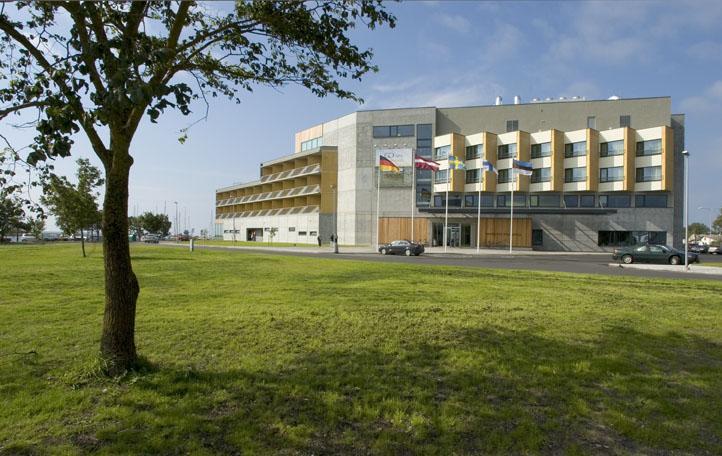 Georg Ots Spa Hotel Kuressaare Kültér fotó